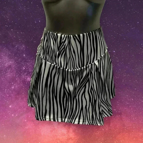 💟Zebra Print Skort - Picture 1 of 15